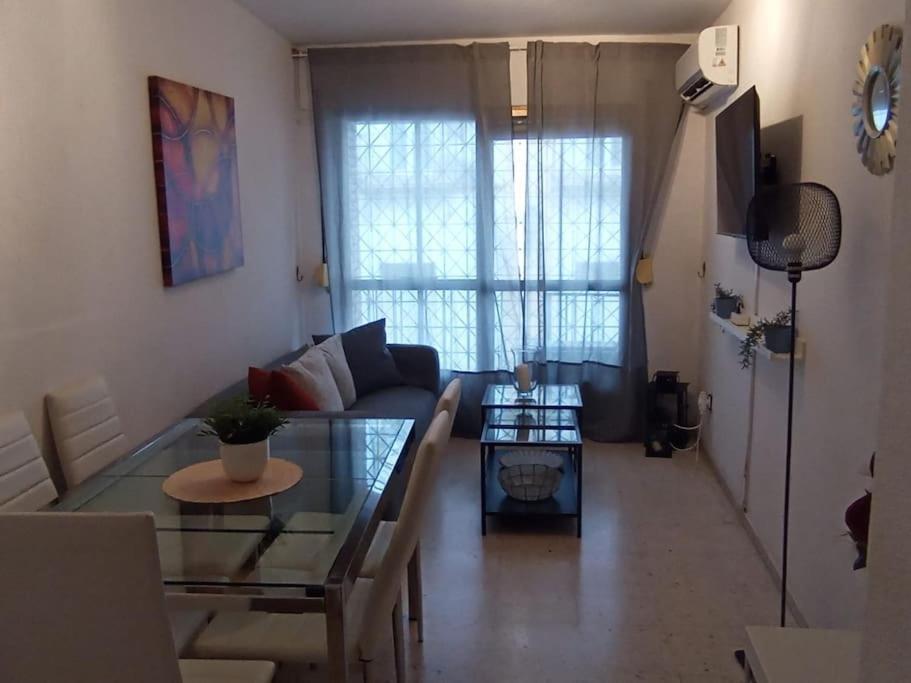 Apartamento Plaza Toros Севилья Экстерьер фото